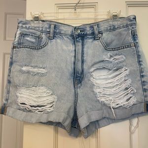 American Eagle mom shorts